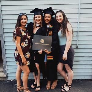 Meet your Posher, Mackenzie